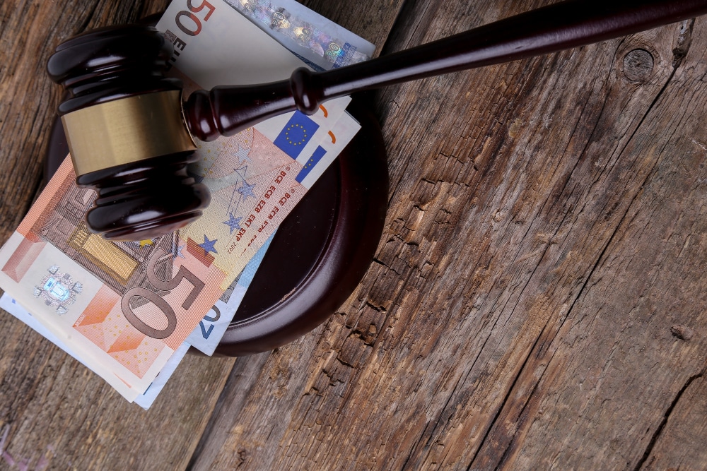 Descubre los costes derivados de un proceso judicial en España